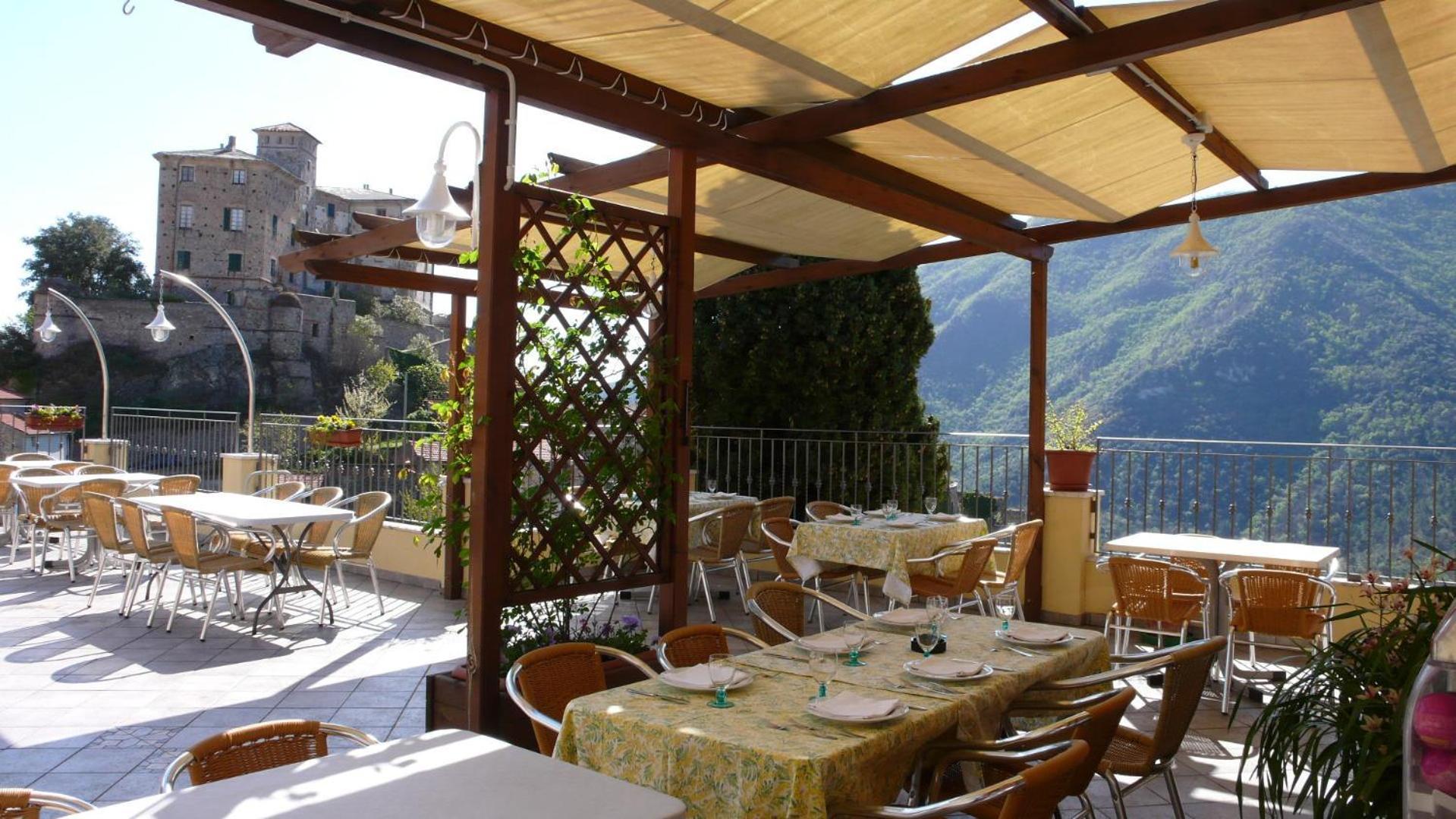 Albergo Cecchin Balestrino Exterior photo