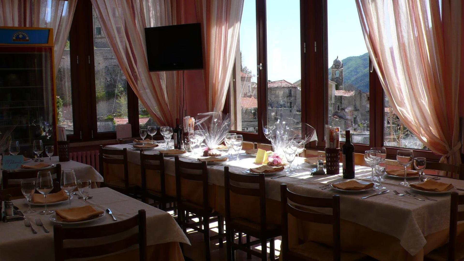 Albergo Cecchin Balestrino Exterior photo